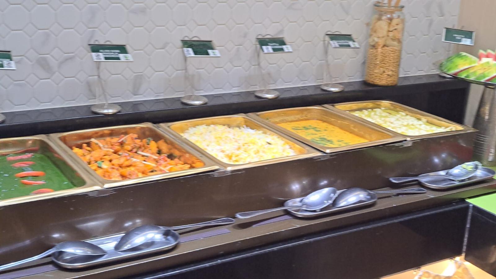 Hello India Restaurant Gallery 3